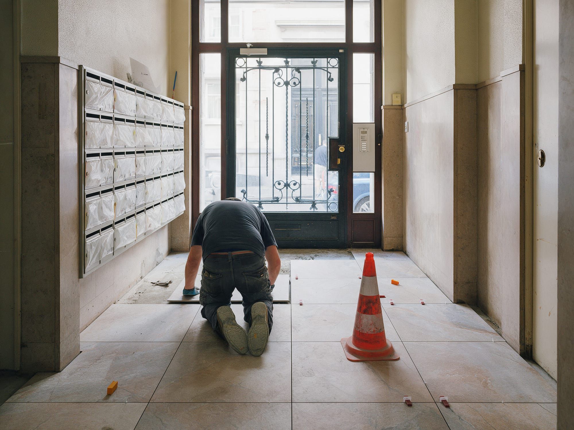Rénovation du hall d’entrée d’un immeuble en copropriété