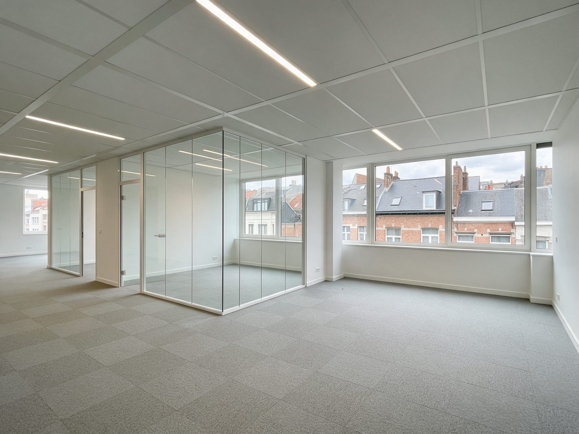 Plateau de bureaux rénové, prêt à être occupé